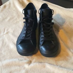Black leather high top Converse all star size 9us